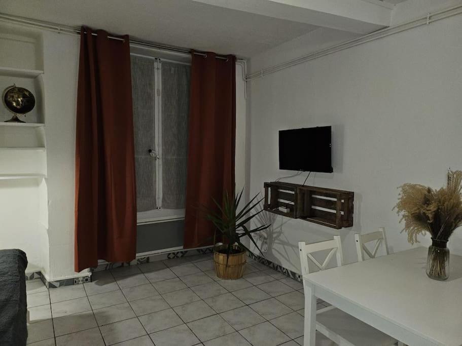1-Centre-Ville Studio 25M2 Box A Bagages Gratuits Carcassonne Dış mekan fotoğraf
