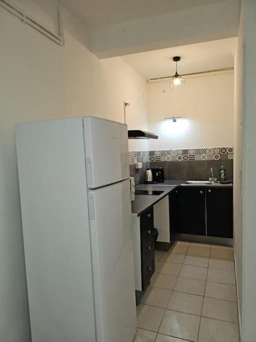 1-Centre-Ville Studio 25M2 Box A Bagages Gratuits Carcassonne Dış mekan fotoğraf